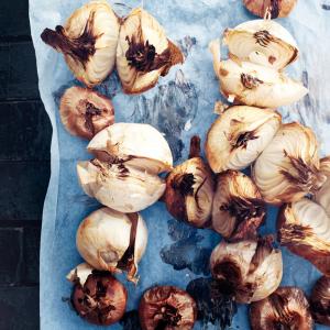Dry-Roasted Brown Butter Onions_image