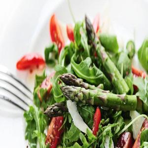 Asparagus Salad with Sweet Balsamic Vinegar_image