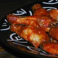Low-Fat Broiled Buffalo Chicken Wings_image