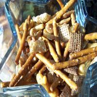 Easy Homemade Snack Mix_image