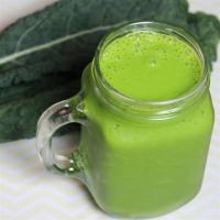 Spinach and Kale Smoothie image