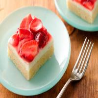 Strawberries and Cream Dessert Squares image