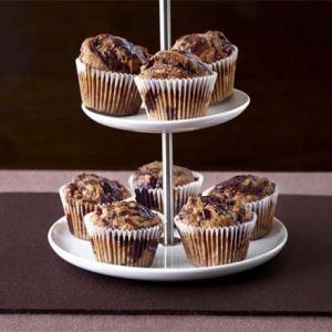 Low-fat chocolate & cranberry muffins_image