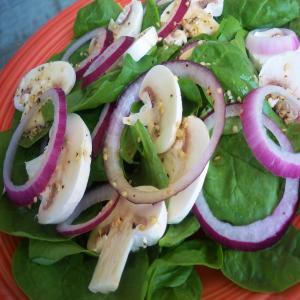 Spinach Salad With Sesame Dressing_image