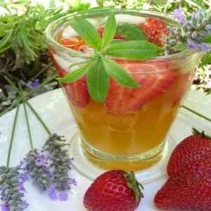 Strawberry and Lavender Pastis Spritzer image
