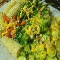 Steamed Vegetable Platter With Lemon Garlic Dressing_image