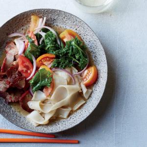 Chow Fun with Roast Pork and Kale-Tomato Salad Recipe - (4.3/5)_image