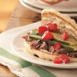 Slow-Cooker Greek Pork Sandwiches_image