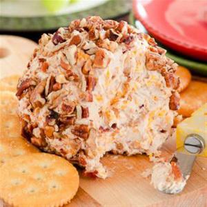 Pecan Crusted Apple Butter and Bacon Cheese Ball_image