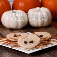 Peanut Butter & Jelly Spiders Recipe by Tasty image