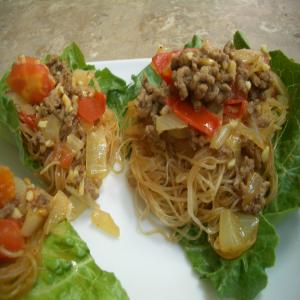 Thai Noodles With Curried Ground Beef Sauce_image