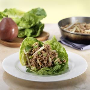 Asian Style Chicken and Pear Lettuce Wraps_image