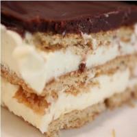 Chocolate Eclair Dessert_image