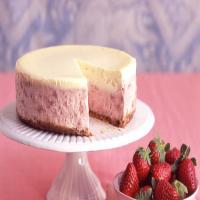 Strawberries-and-Cream Cheesecake_image