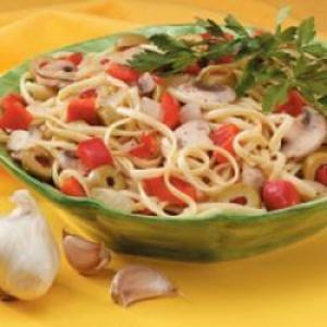 Olive and Red Pepper Linguine_image