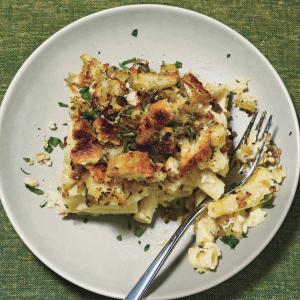 Mac and Cheese with Sourdough Breadcrumbs_image
