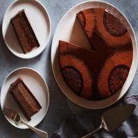 Layered Chocolate Mousse Cake_image