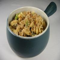 Creamy Pasta With Chicken and Broccoli_image