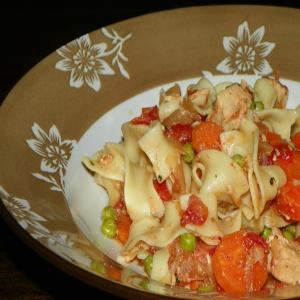 Slow Cooked Italian Chicken With Noodles_image