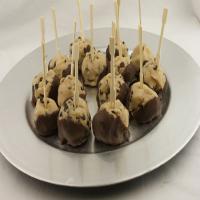 Chocolate Dipped Choc Chip Cookie Dough!_image