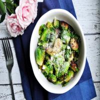 Brussels Sprouts in Garlic Butter_image