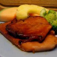 Ham Steak with Brown Sugar and Lime Glaze_image