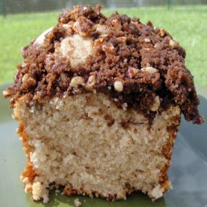 Crispy Cinnamon Streusel Coffee Cake_image