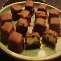 Chocolate Caramel Cheesecake Bites_image