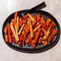 Sweet and Spicy Roasted Root Vegetables_image