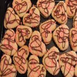 Chocolate Filled Peppermint Valentine Heart Cookies_image