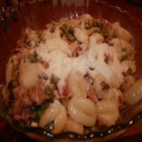 Potato Gnocchi With Pancetta, Peas and Sage_image