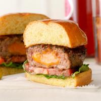 Cheese-Stuffed Burgers for Two_image
