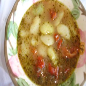 Butter Bean, Sun-Dried Tomato & Pesto Soup_image