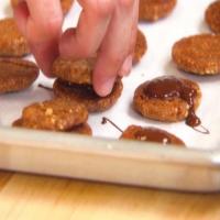 Chocolate-Filled Hazelnut Cookies image