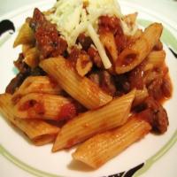 Penne With Sausage, Mushrooms and Red Wine image