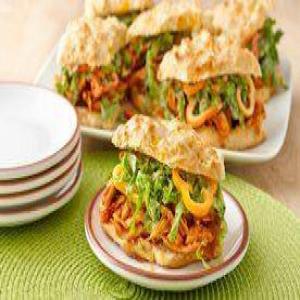 Impossibly Easy BBQ Chicken Biscuit Sandwiches_image