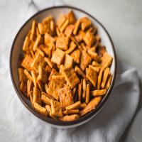 Cheddar Cheese Sourdough Crackers_image