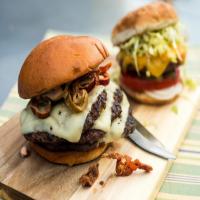 Triple Cheese Griddle Burgers with Crispy Cherry Peppers_image