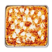 Sheet-Pan Cheese Pizza_image