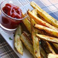 Oven Baked Garlic and Parmesan Fries_image