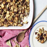 Chestnut and Cranberry Stuffing / Dressing_image