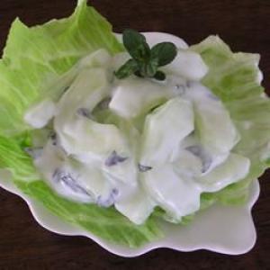 Cucumber And Yogurt Salad_image