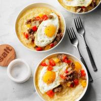 Sausage and Eggs over Cheddar-Parmesan Grits_image