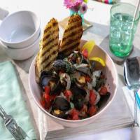 Sea Island Steamed Mussels image