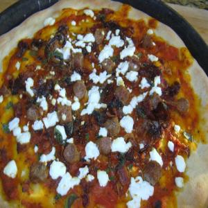 Porker Pizza With Goat Cheese_image