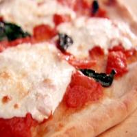 Margherita Pizza with Vodka Tomato Sauce_image