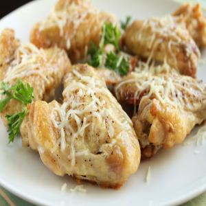 Garlic-Parmesan Chicken Wings_image