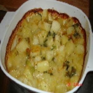 Potatoes au Gratin with Brie and Chives image