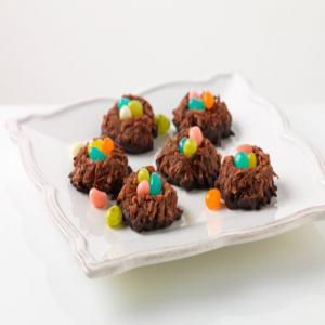 Chocolate Macaroon Nests_image