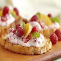 Cream Cheese Spread with Fruit and Nuts_image